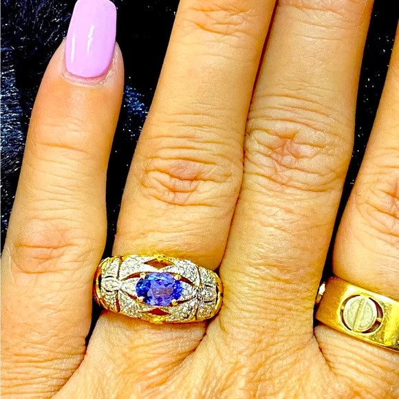STUNNING 14K Gold Diamond Oval TANZANITE and Diamond Statement Ring Size 6! - Picture 10 of 16